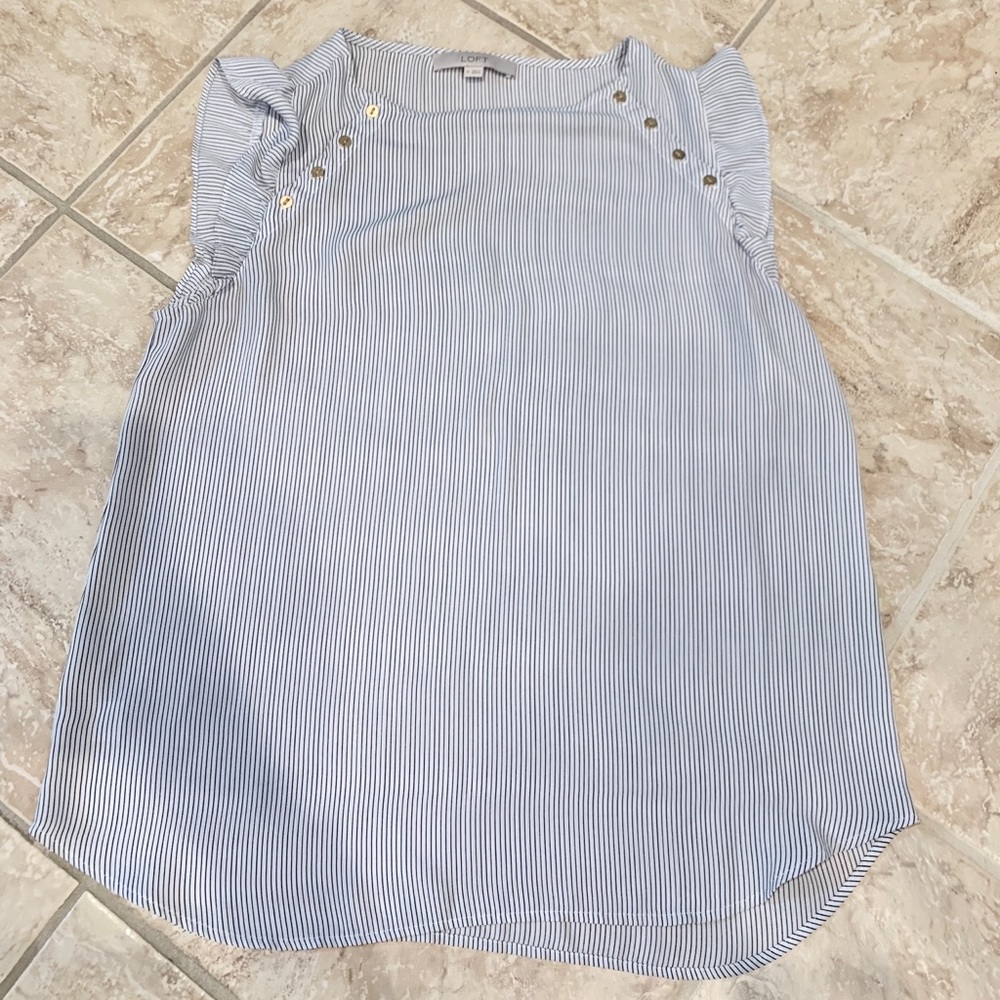 Loft flutter sleeve shirt
